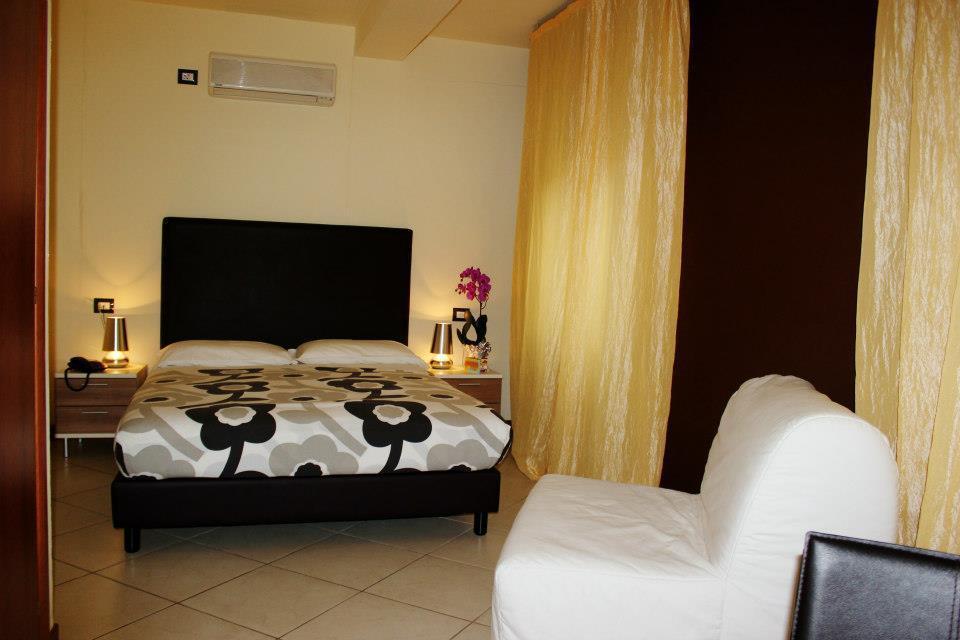 Hotel Le Nereidi Черво Екстериор снимка