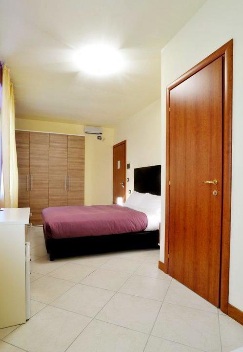 Hotel Le Nereidi Черво Екстериор снимка